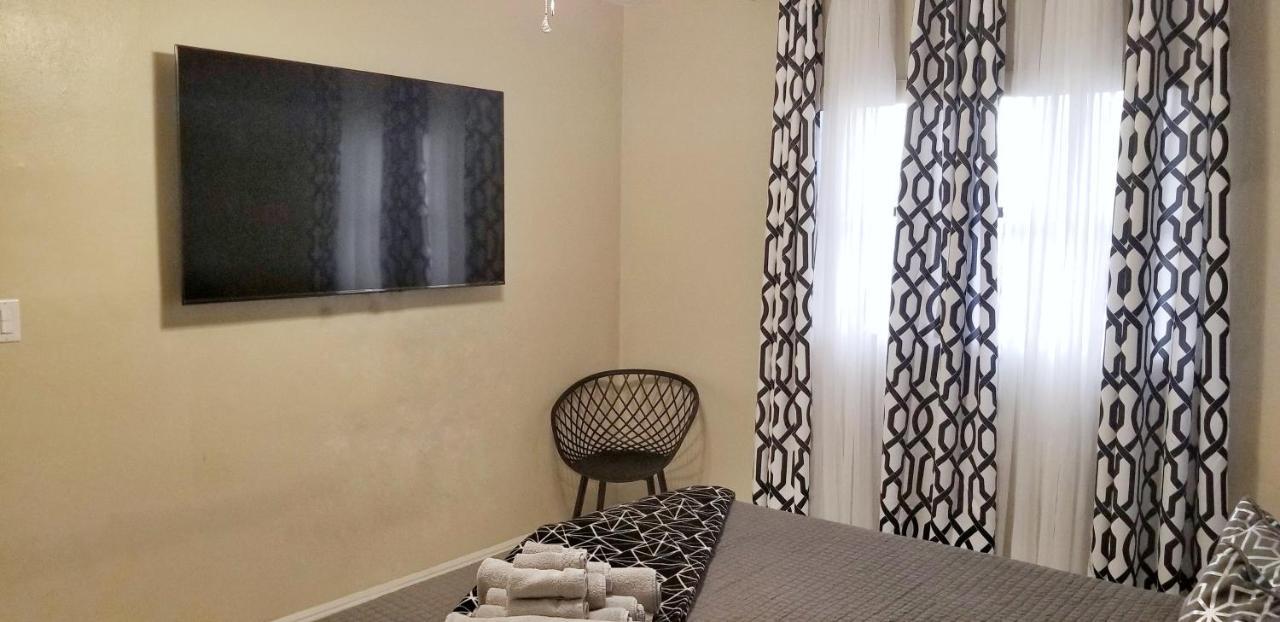 Glam 2 Bedroom Apartment Close To Nsu In Cooper City 외부 사진